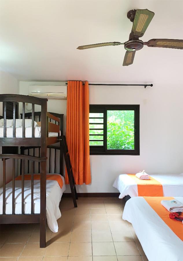 Hotel Oasis De Kiamu 利富岛 外观 照片