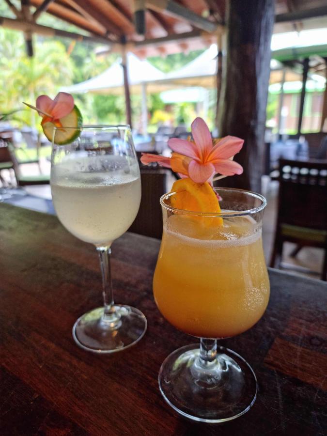 Hotel Oasis De Kiamu 利富岛 外观 照片