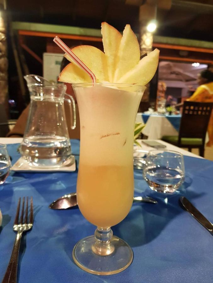 Hotel Oasis De Kiamu 利富岛 外观 照片